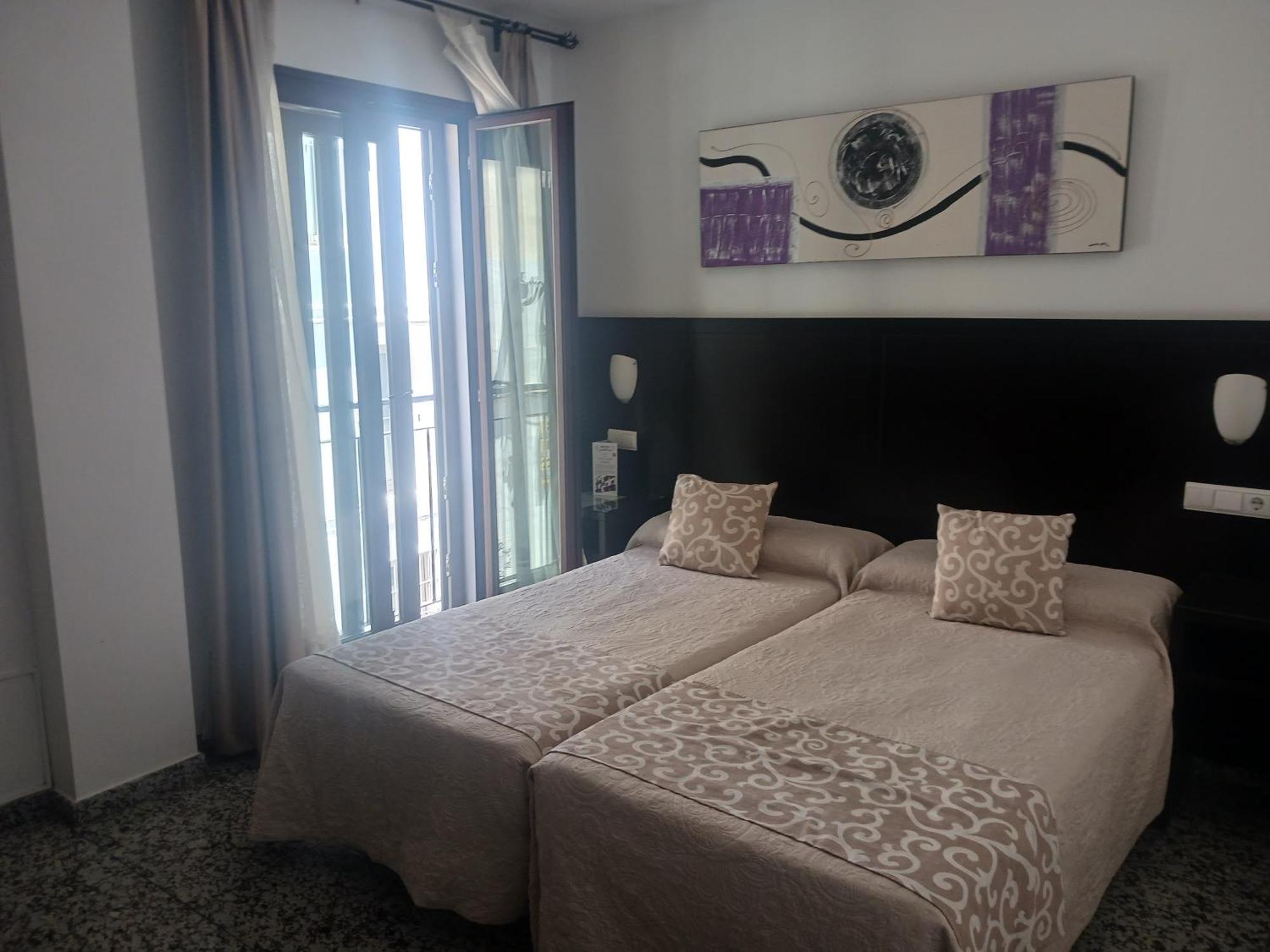 Hotel De Los Faroles Kordoba Zewnętrze zdjęcie
