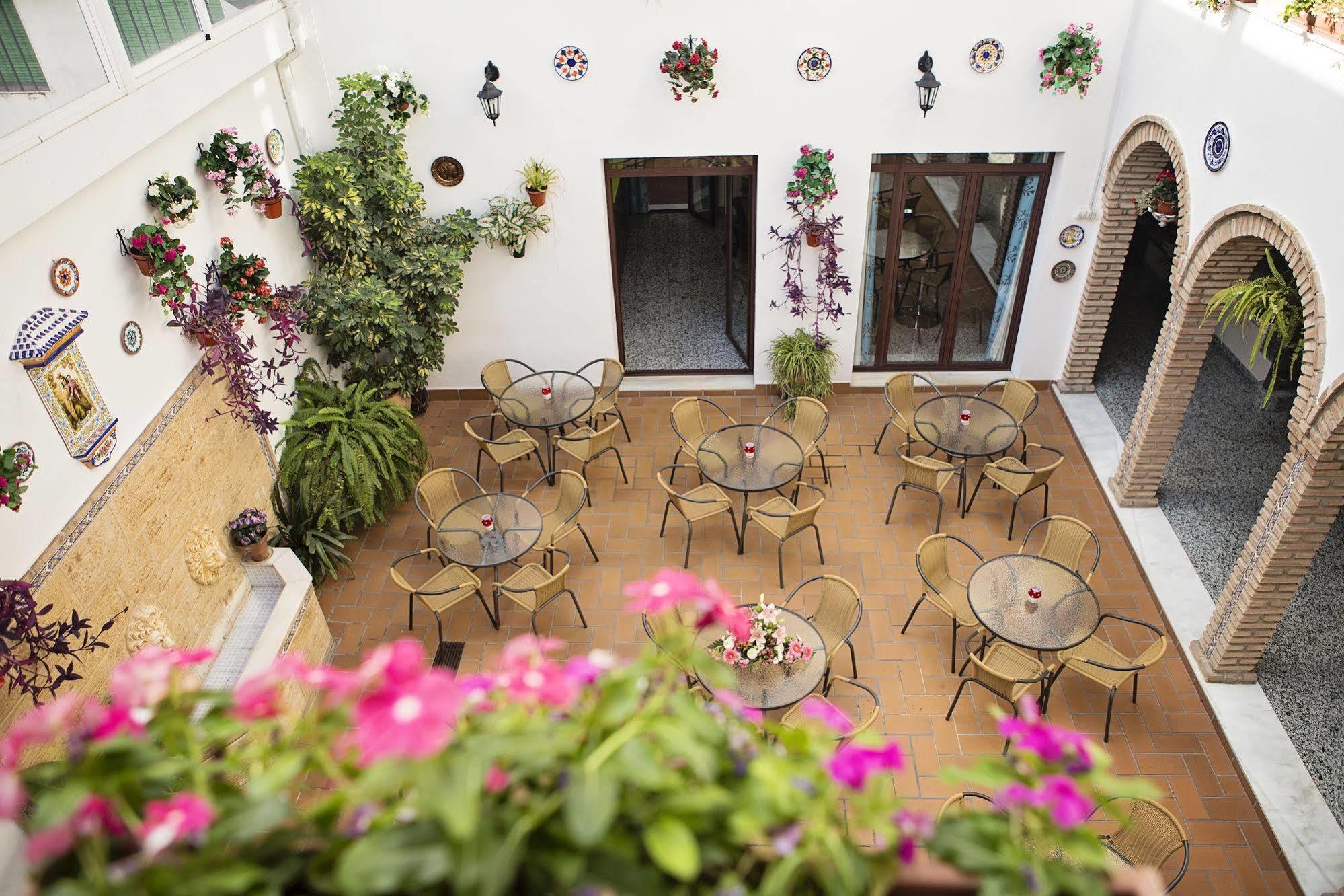 Hotel De Los Faroles Kordoba Zewnętrze zdjęcie