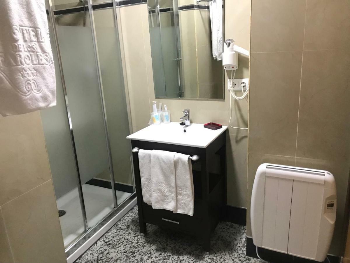 Hotel De Los Faroles Kordoba Zewnętrze zdjęcie