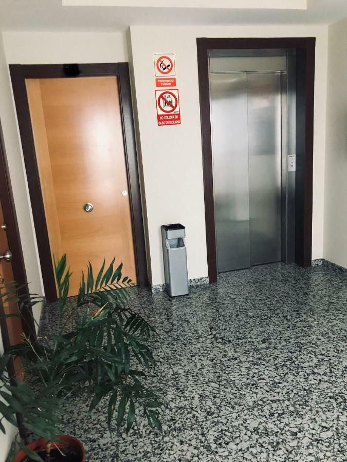 Hotel De Los Faroles Kordoba Zewnętrze zdjęcie