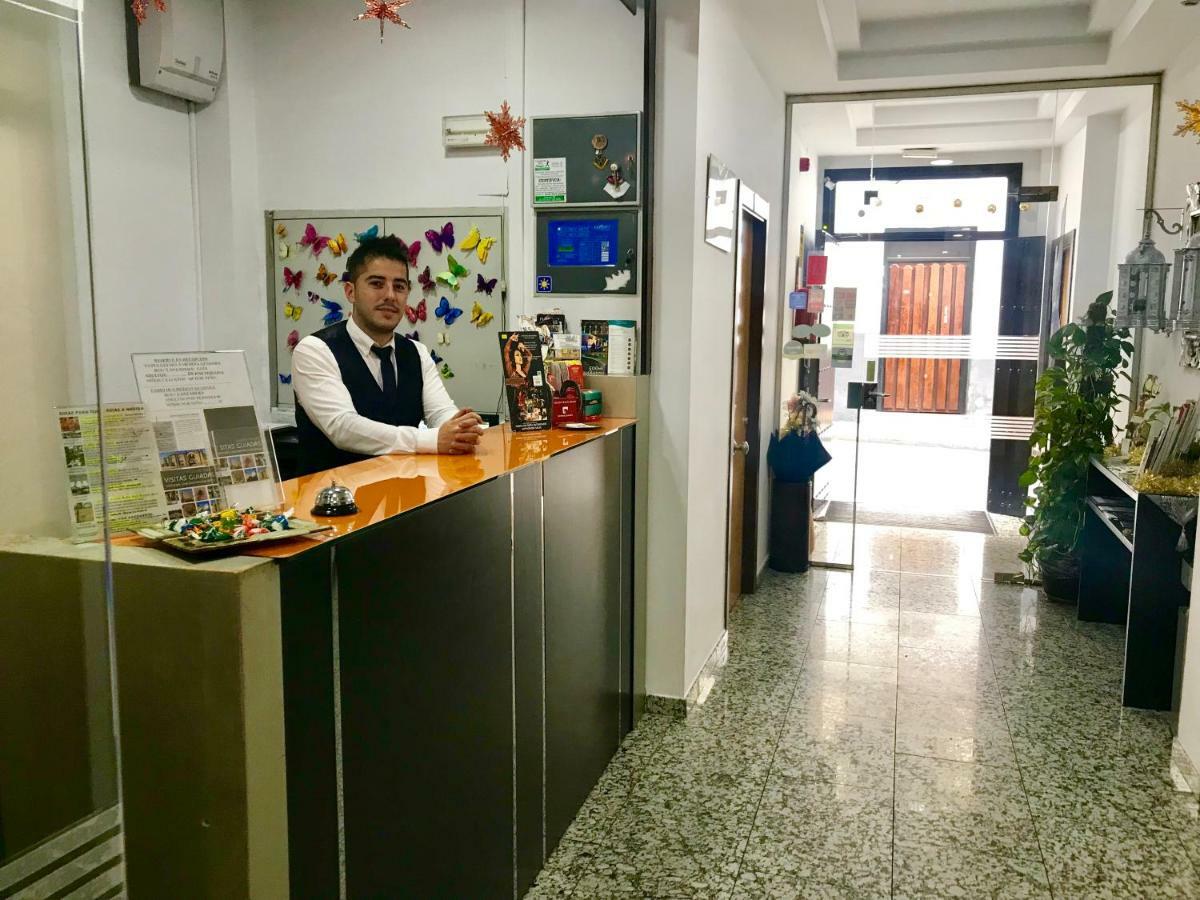 Hotel De Los Faroles Kordoba Zewnętrze zdjęcie